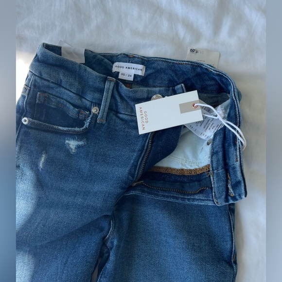 Good American Ripped Jeans - Picture 4 of 6